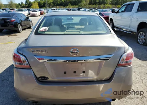 2015 Nissan Altima 2.5 из США, поврежденный, VIN 1N4AL3AP4FC106022